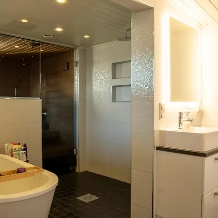 Arctic Pearl Villa Rovaniemi